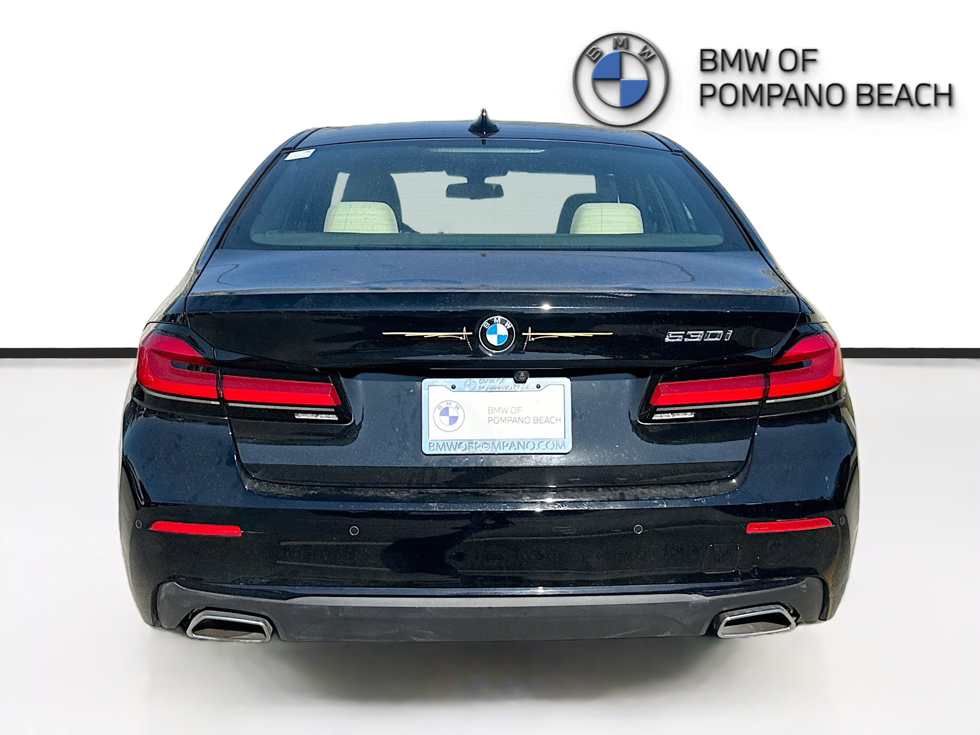 Used 2022 BMW 530i w/ Convenience Package image 6