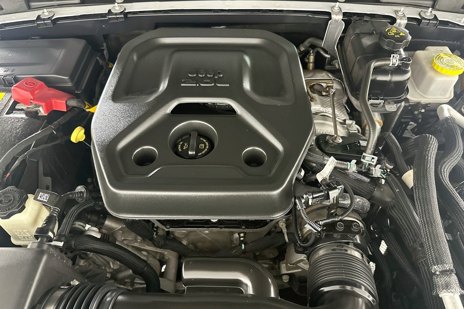 Used 2023 Jeep Wrangler Unlimited Rubicon 4xe AWD/4WD image 12