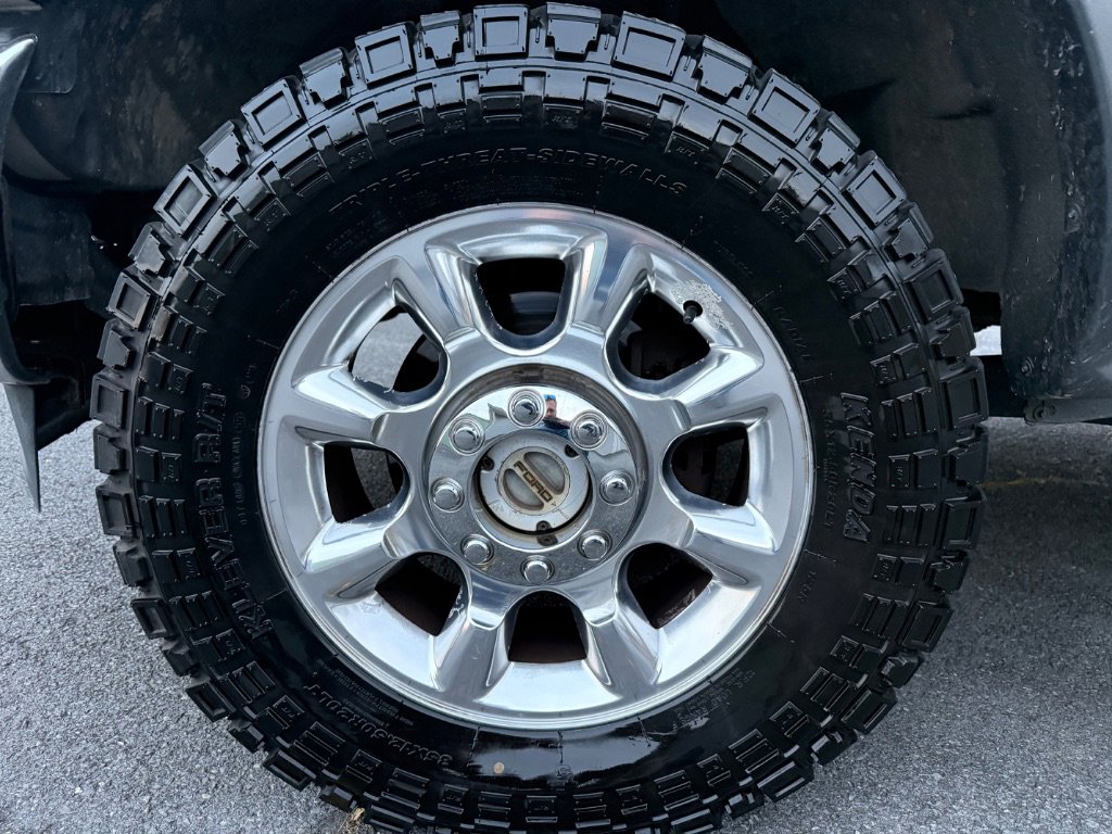 Used 2016 Ford F350 Lariat w/ Lariat Ultimate Package image 9