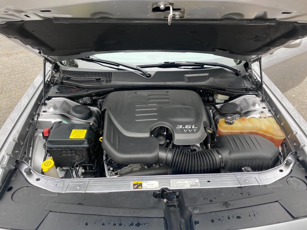 Used 2013 Dodge Challenger SXT RWD image 41