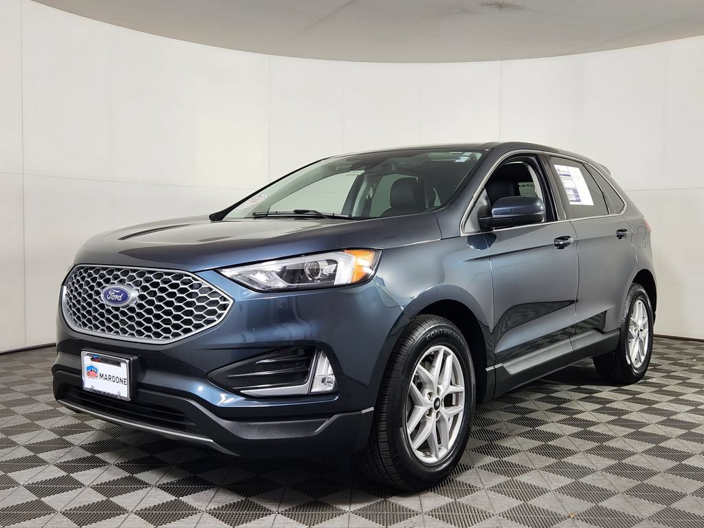 Used 2024 Ford Edge SEL w/ Convenience Package AWD/4WD image 3