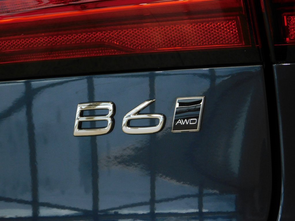 Used 2026 Volvo V90 B6 Cross Country Ultra image 83