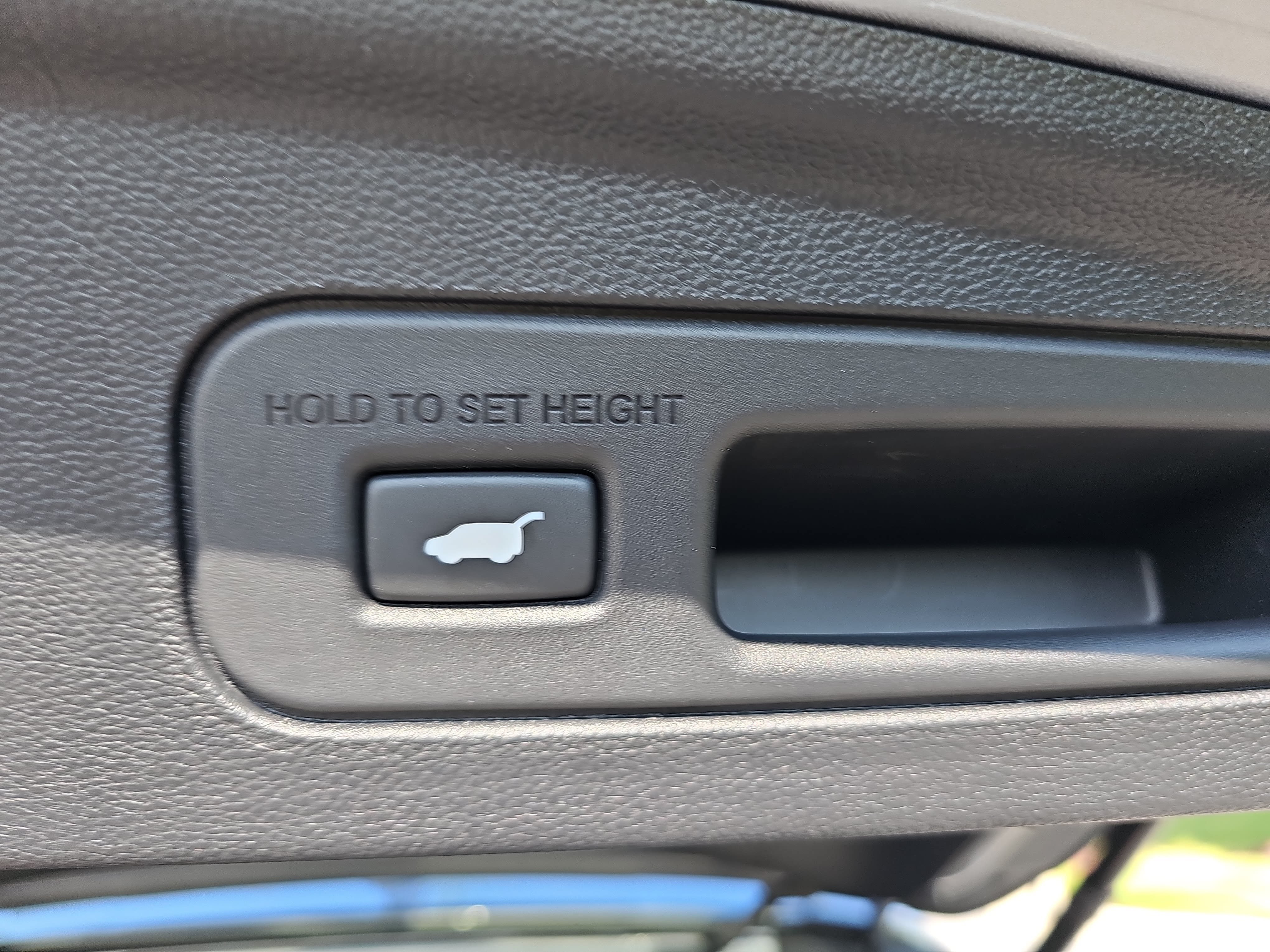 Certified 2026 Acura MDX w/ Technology Package FWD image 13