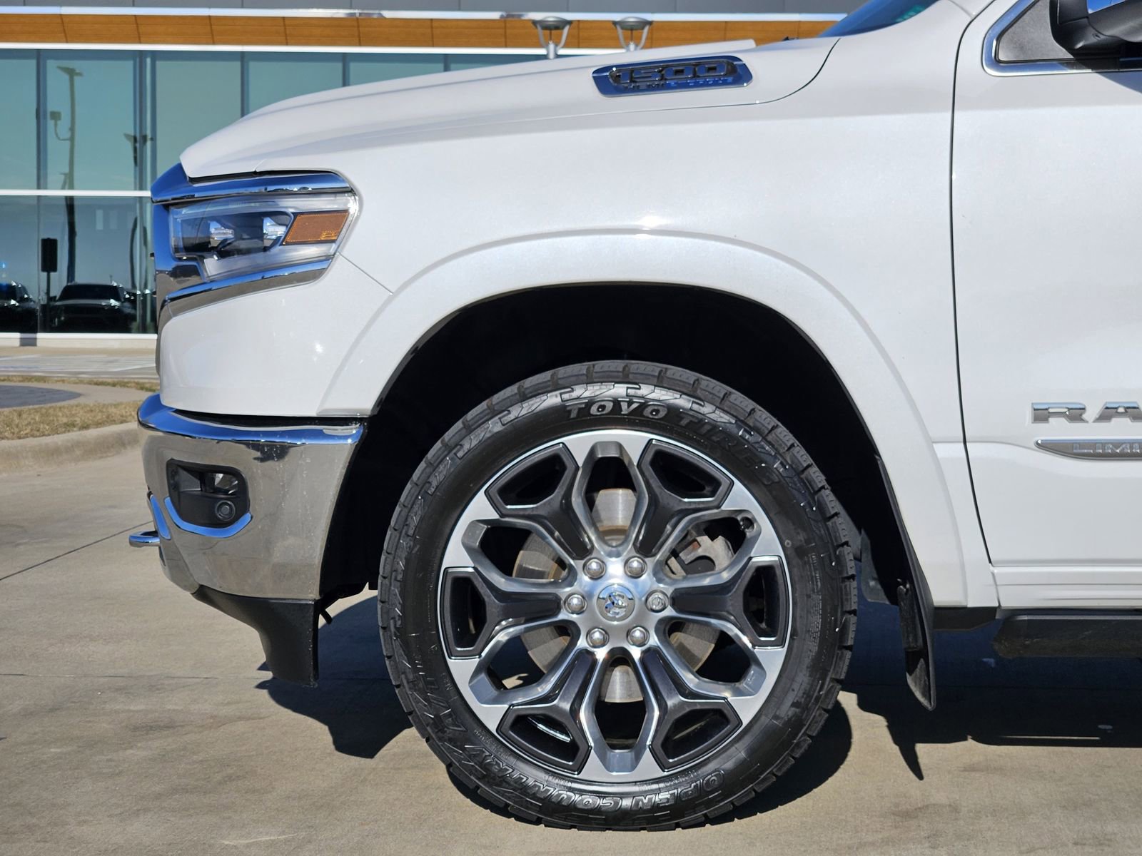 Used 2023 RAM 1500 Limited w/ Trailer Tow Group image 12