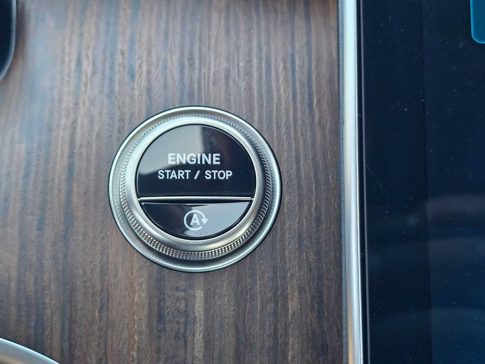 New 2026 Mercedes-Benz C 43 AMG 4MATIC Sedan image 33