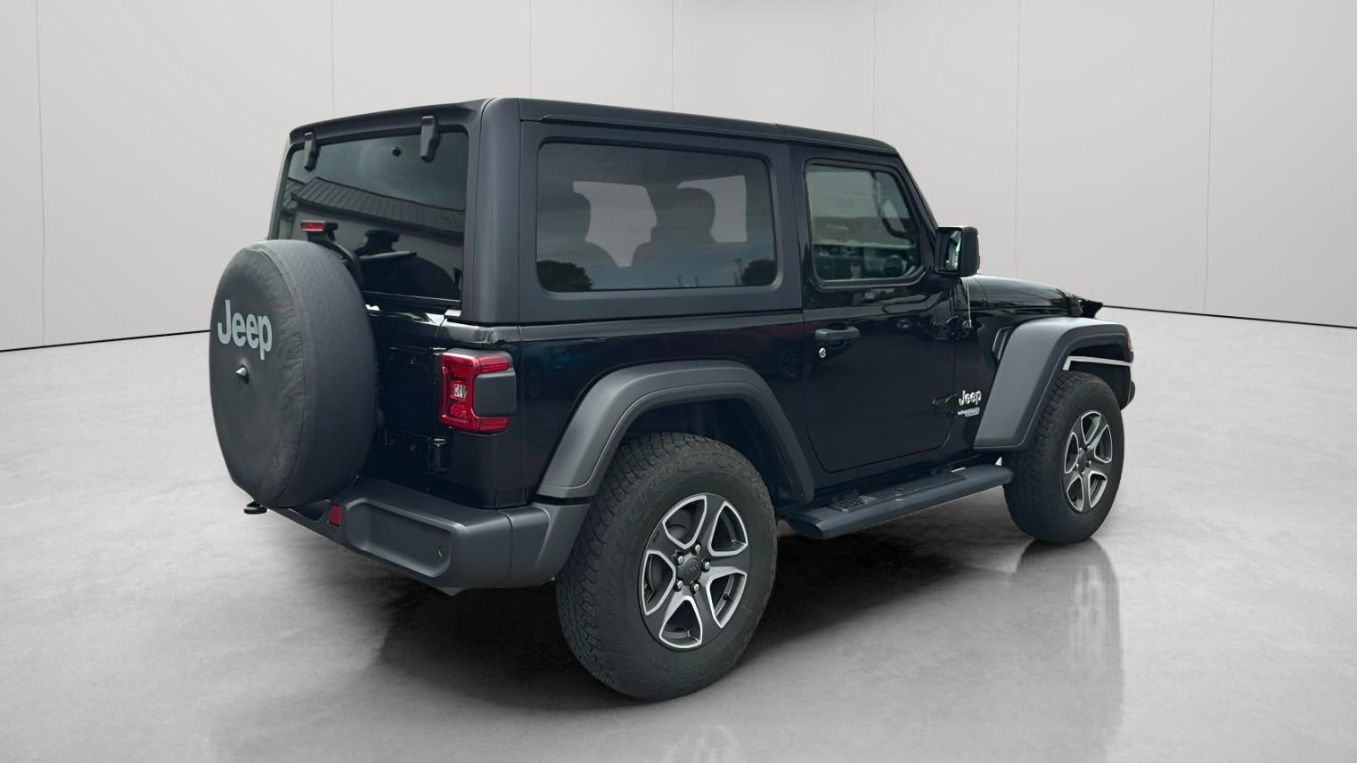 Used 2021 Jeep Wrangler Sport AWD/4WD image 4