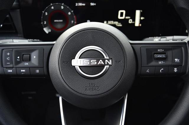 New 2026 Nissan Kicks SV w/ SV Premium Package image 19