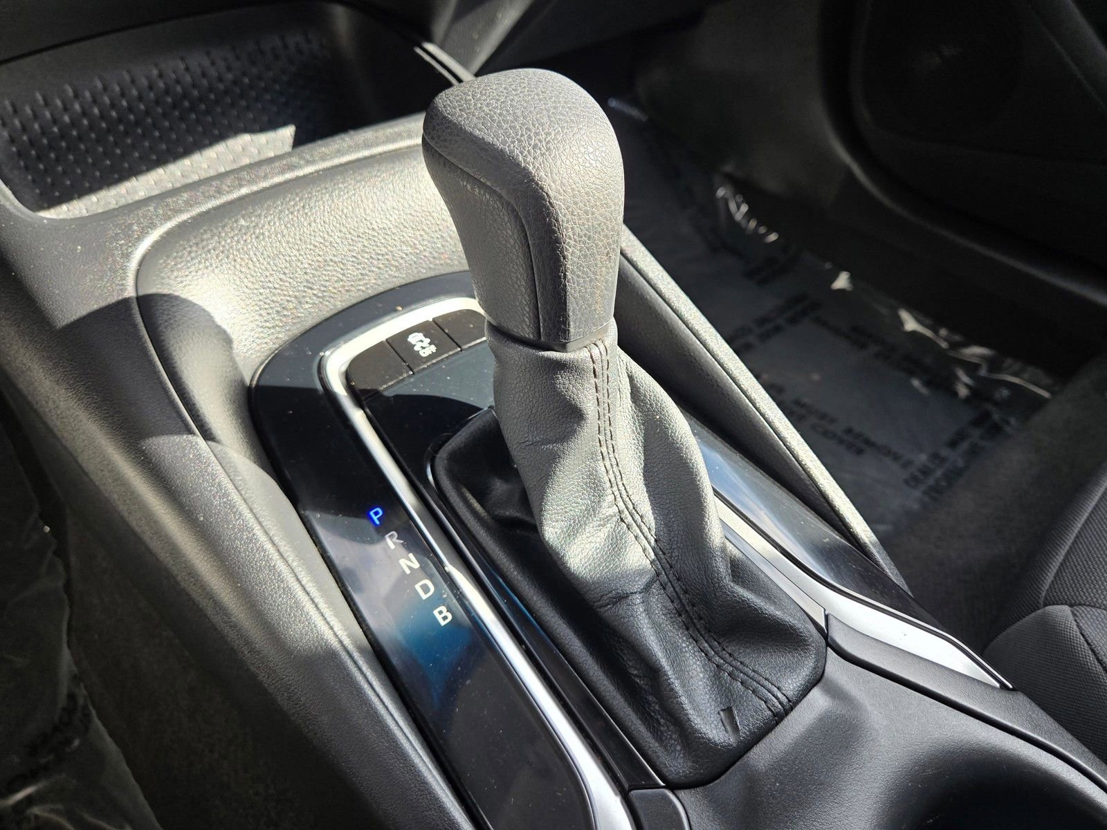 Used 2024 Toyota Corolla LE FWD image 22