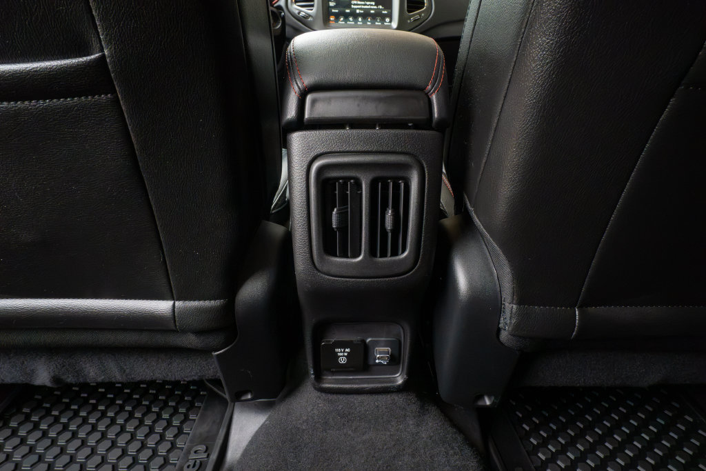 Used 2021 Jeep Compass Trailhawk w/ Sun and Sound Group AWD/4WD image 18