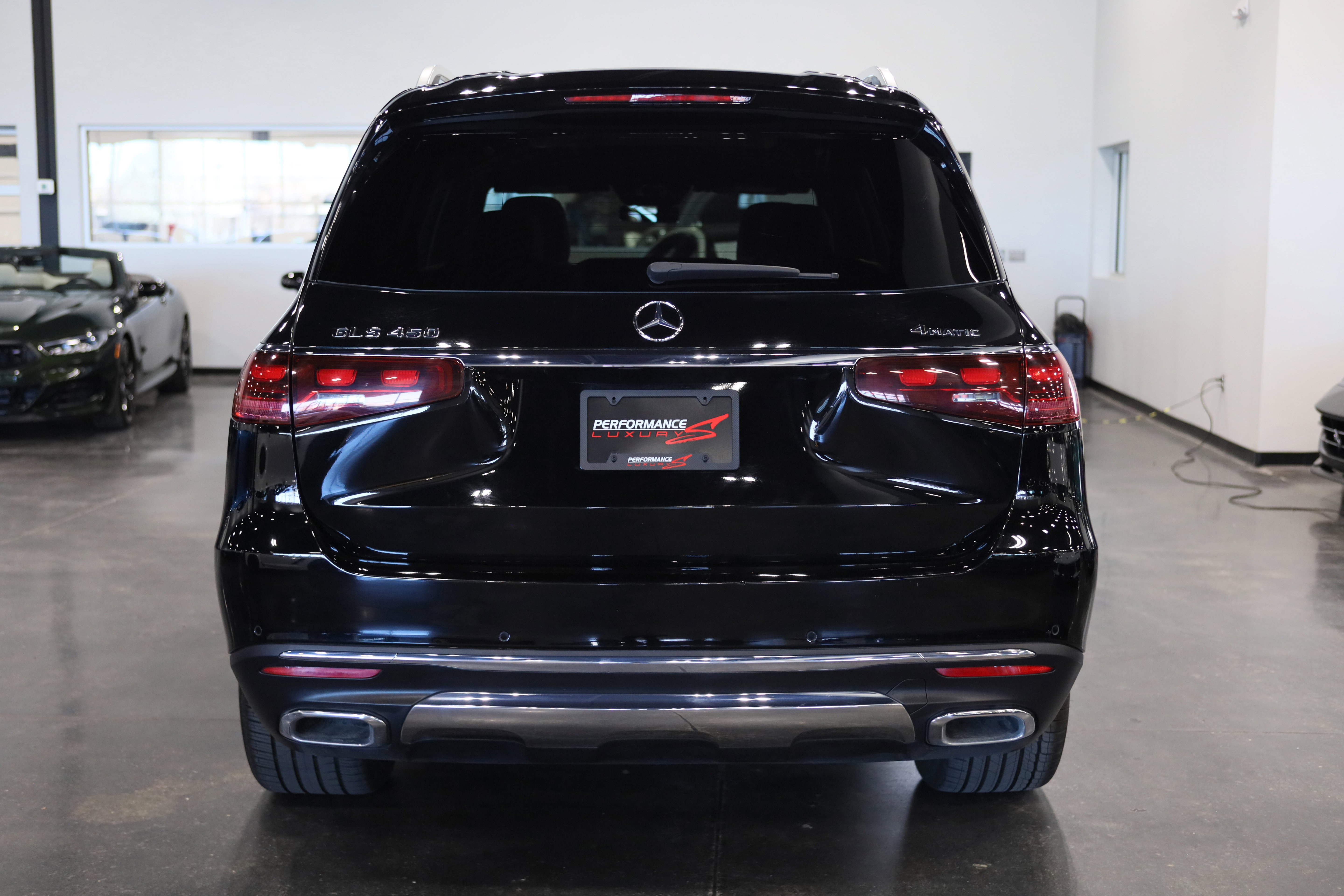 Used 2024 Mercedes-Benz GLS 450 4MATIC image 5