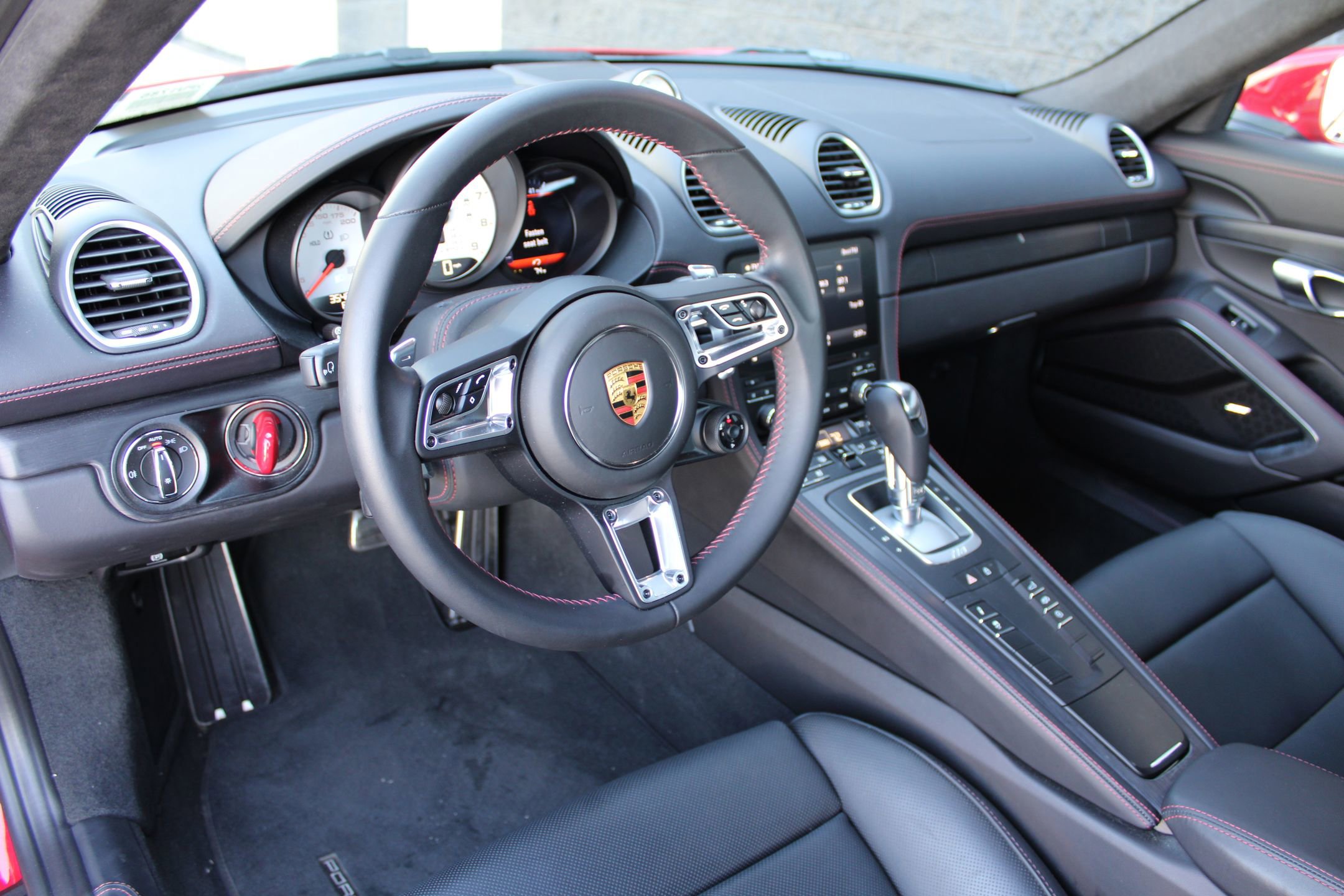 Used 2023 Porsche 718 Cayman GT4 image 4