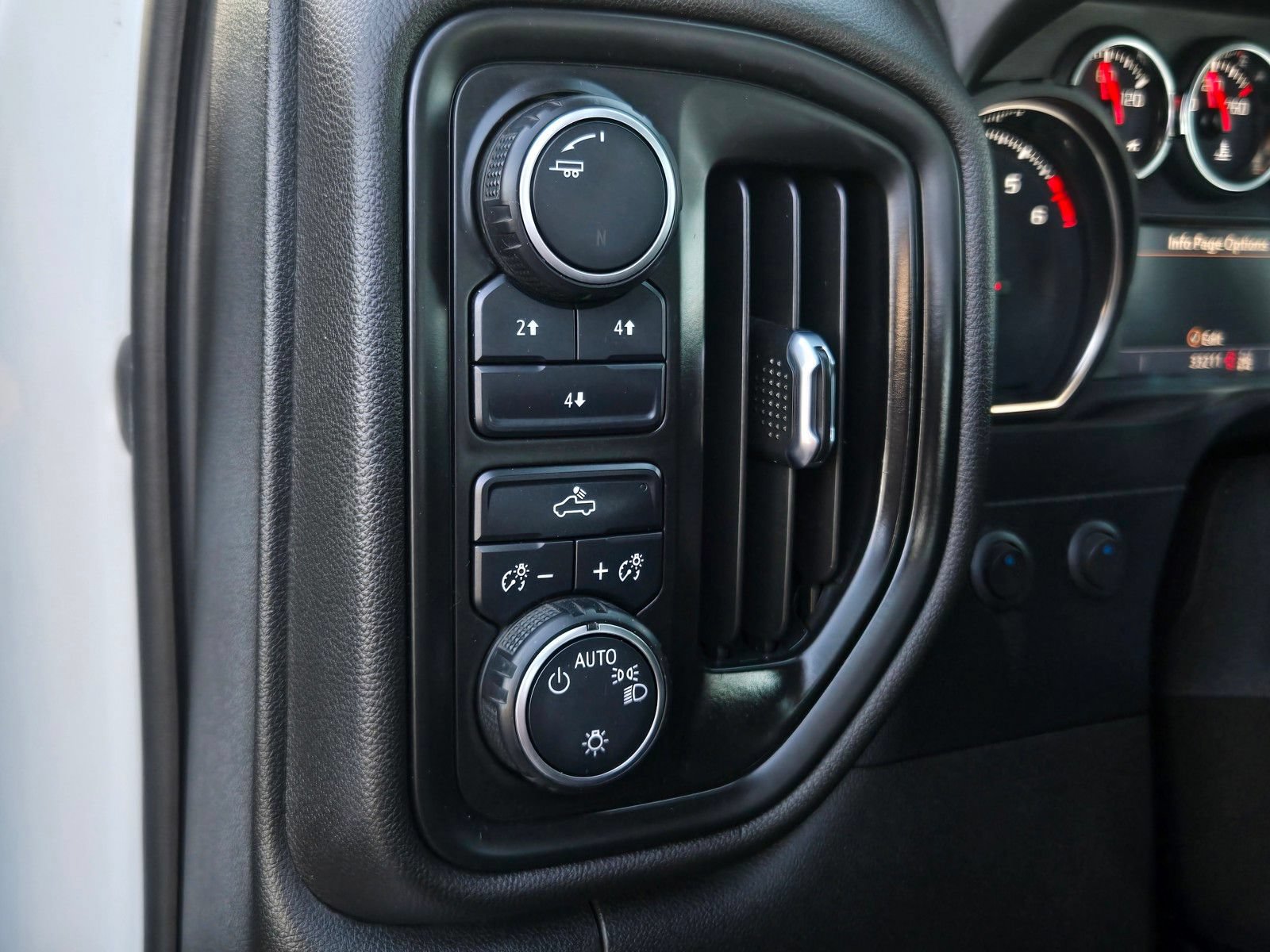 Used 2022 Chevrolet Silverado 2500 W/T w/ WT Fleet Convenience Package AWD/4WD image 15