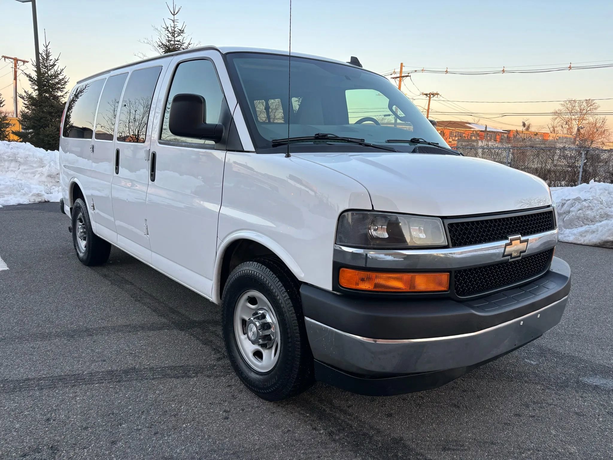 Used 2017 Chevrolet Express 2500 LT w/ LT Preferred Equipment Group image 14