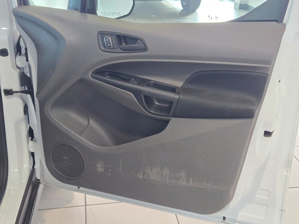 Used 2022 Ford Transit Connect XL FWD image 5