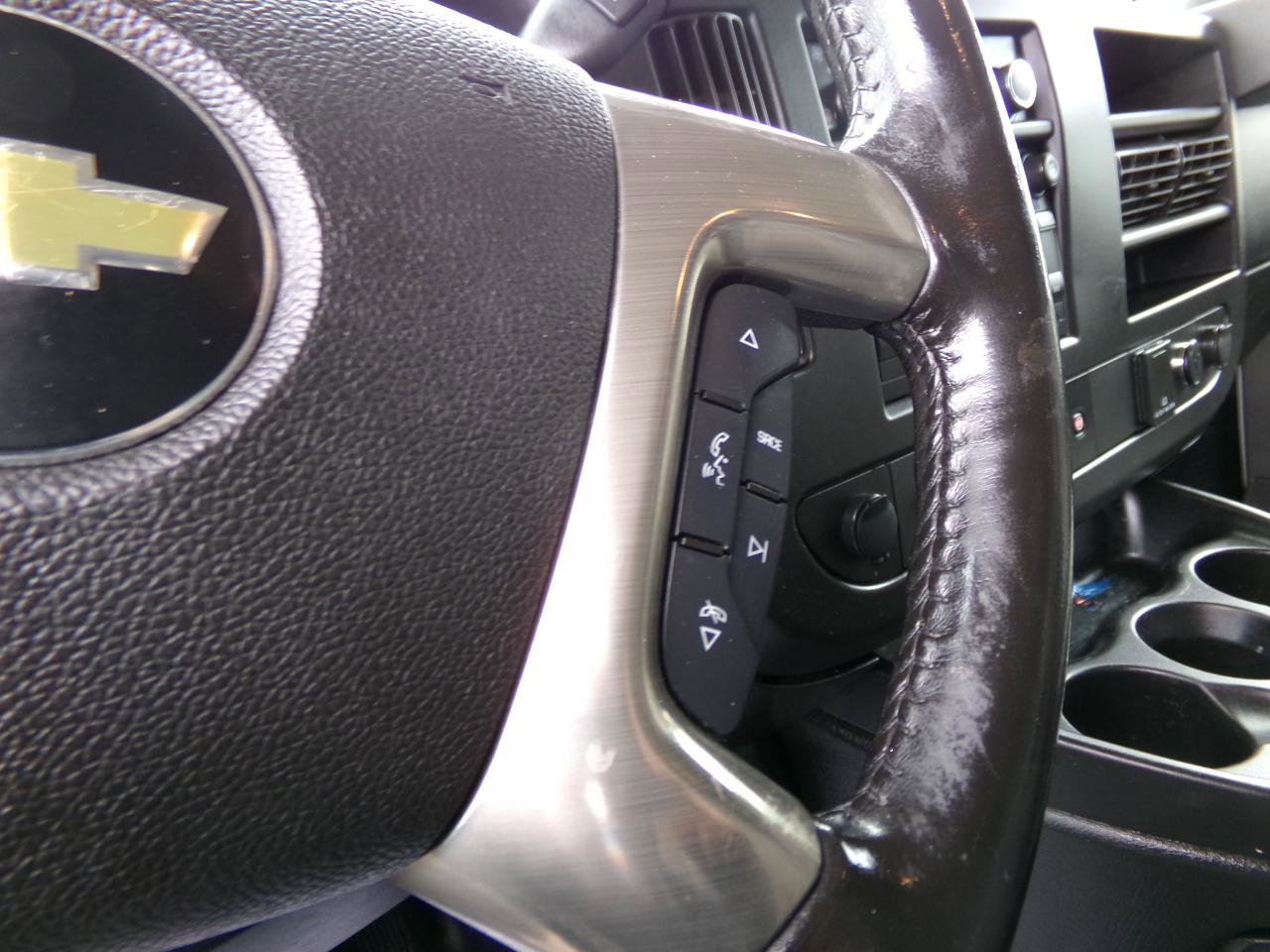 Used 2018 Chevrolet Express 2500 w/ Driver Convenience Package image 12