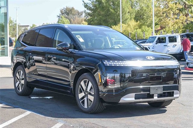 New 2026 Hyundai Ioniq 9 SEL image 3
