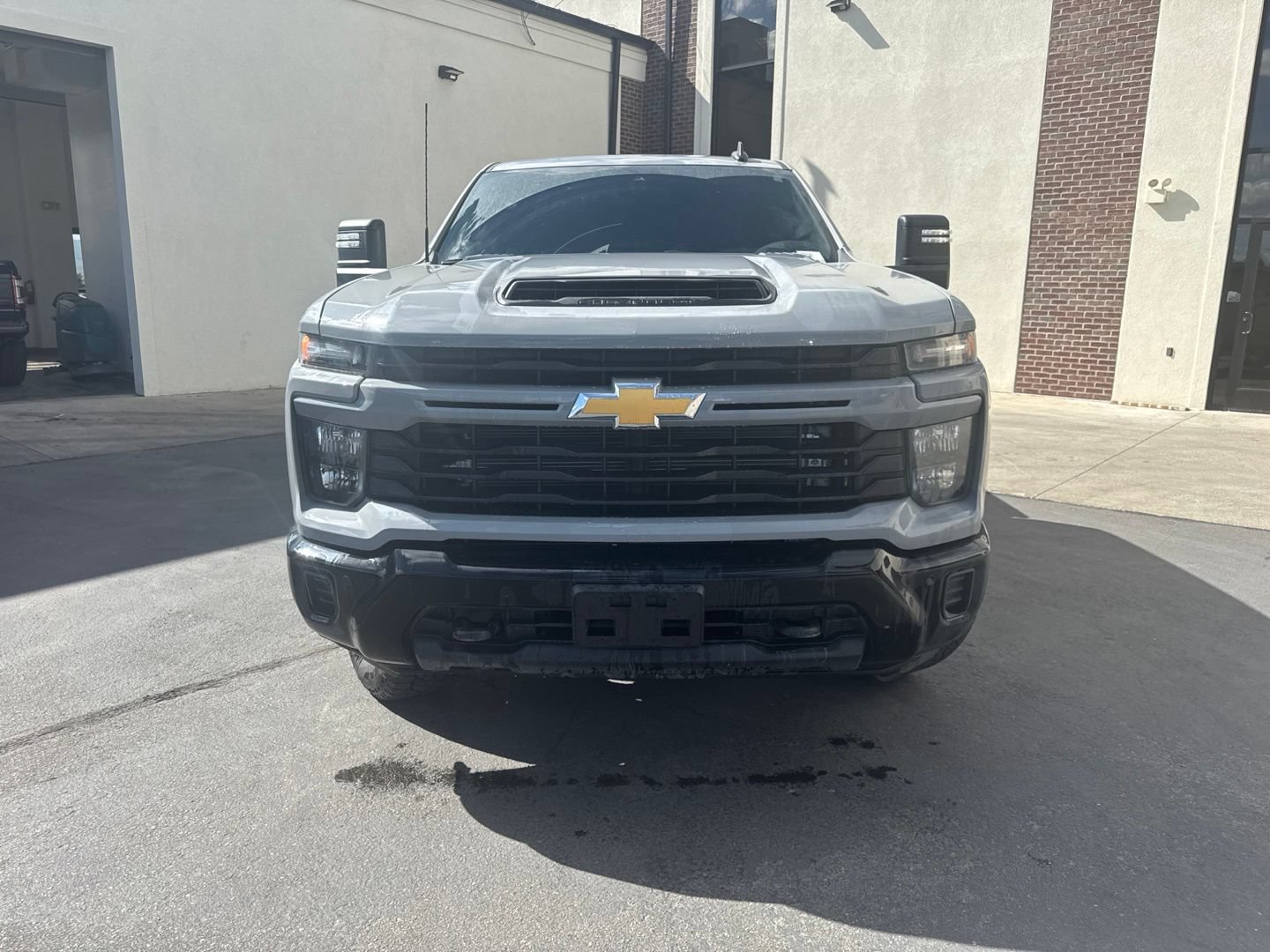 Used 2025 Chevrolet Silverado 2500 Custom w/ Custom Value Package AWD/4WD image 3