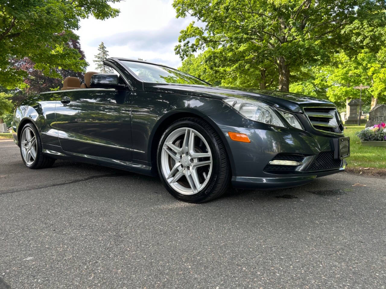Used 2013 Mercedes-Benz E 550 Cabriolet image 1