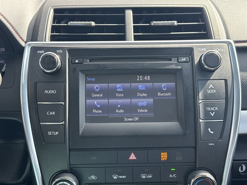 Used 2017 Toyota Camry SE w/ Protection Package (Q2) FWD image 22