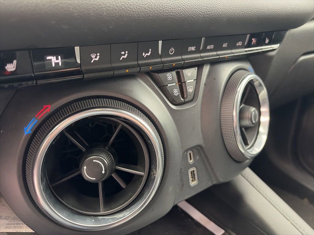 Used 2021 Chevrolet Blazer LT w/ LPO, Black Grille Bar Package image 16