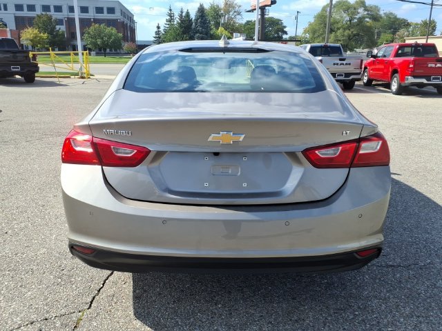 Used 2025 Chevrolet Malibu LT FWD image 6