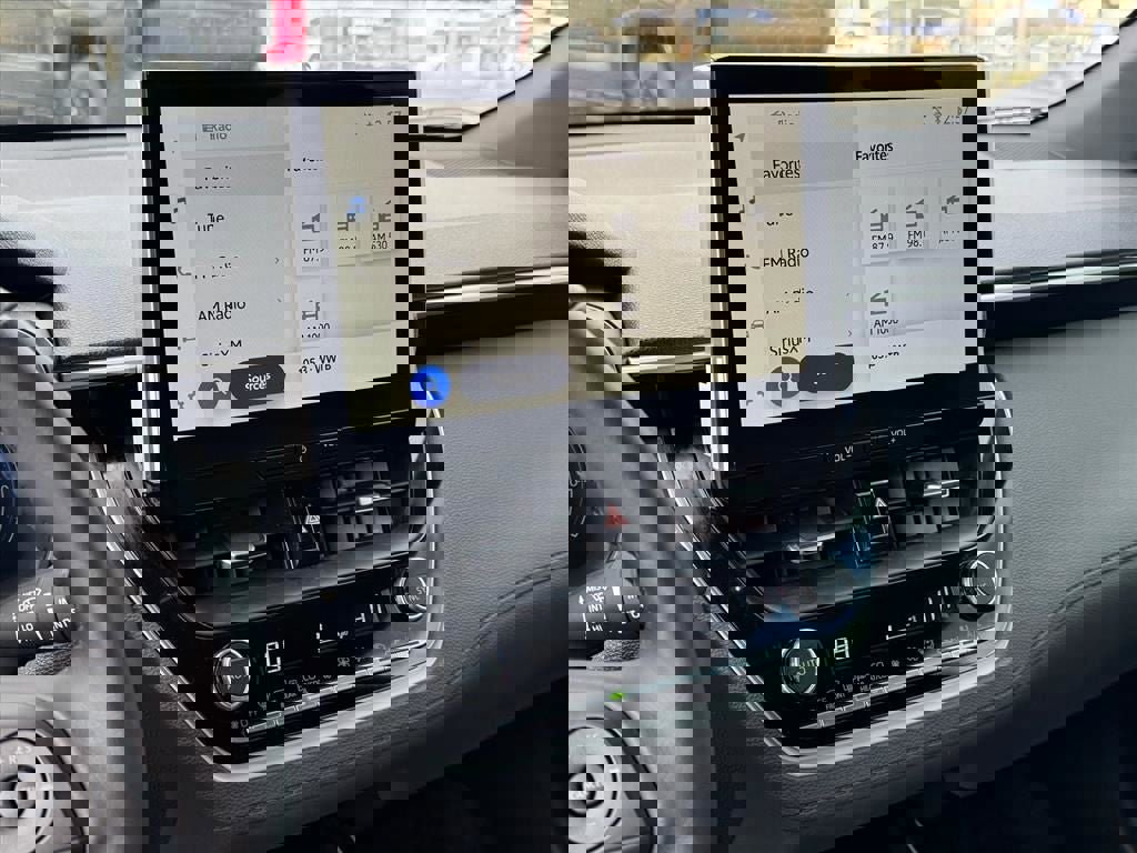 Used 2026 Toyota Corolla Cross XLE w/ Black Badges Package (TMS) image 23