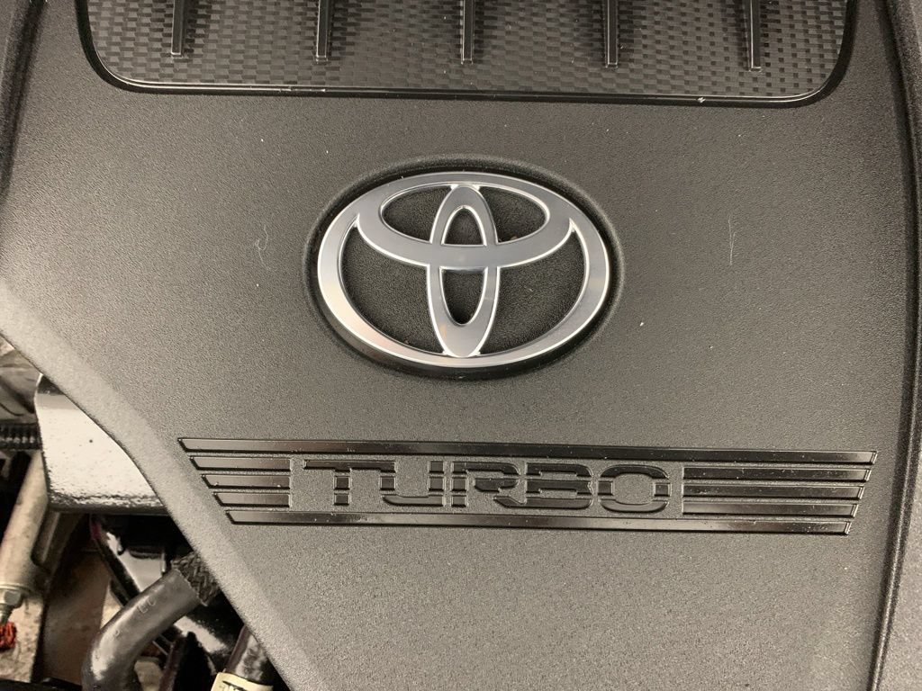 Used 2023 Toyota Highlander XLE AWD/4WD image 45