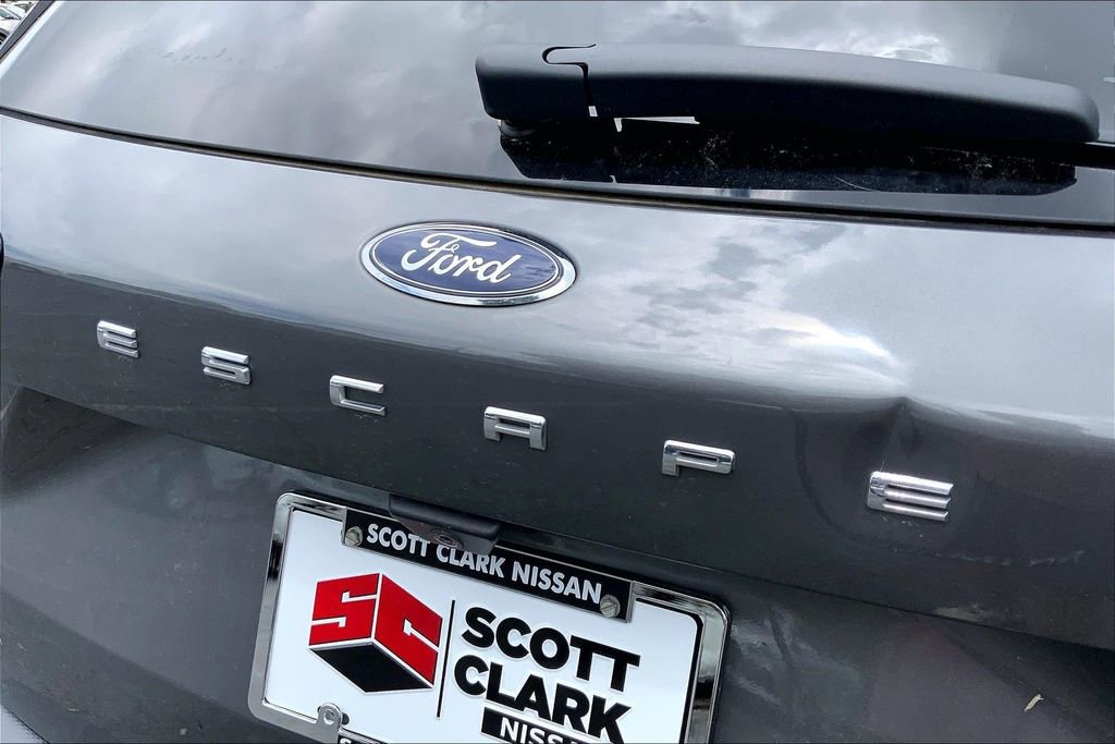 Used 2022 Ford Escape SEL FWD image 22