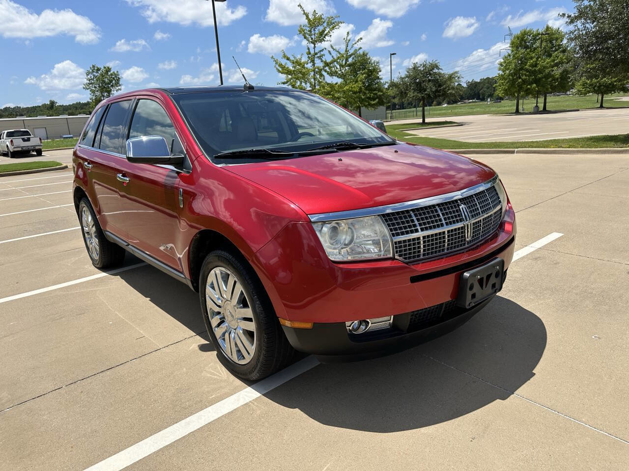 Used 2010 Lincoln MKX 2WD image 1