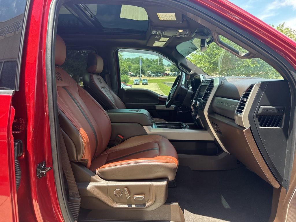 Used 2021 Ford F250 King Ranch w/ King Ranch Ultimate Package AWD/4WD image 11