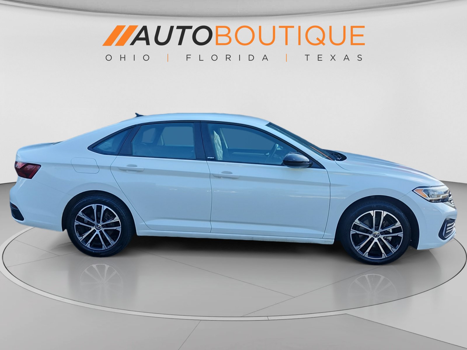 Used 2024 Volkswagen Jetta Sport FWD image 6