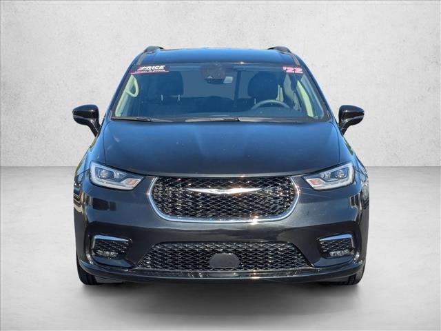 Used 2022 Chrysler Pacifica Touring-L FWD video 2