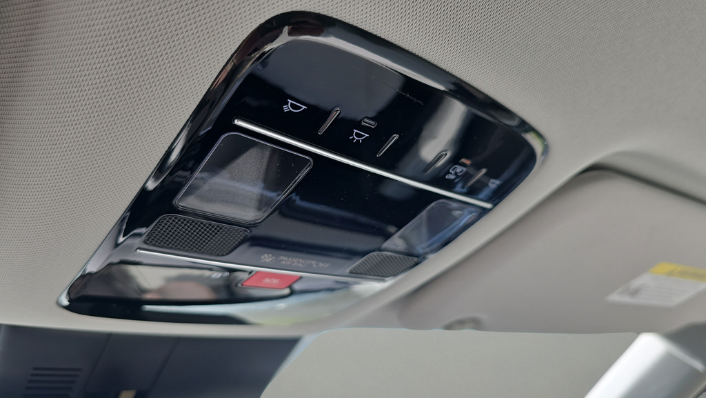 New 2026 Hyundai Santa Fe SE FWD image 27