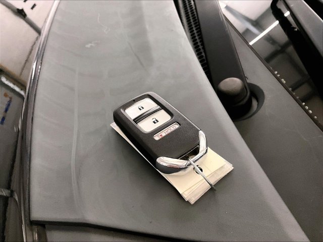 Used 2015 Honda Fit EX image 9