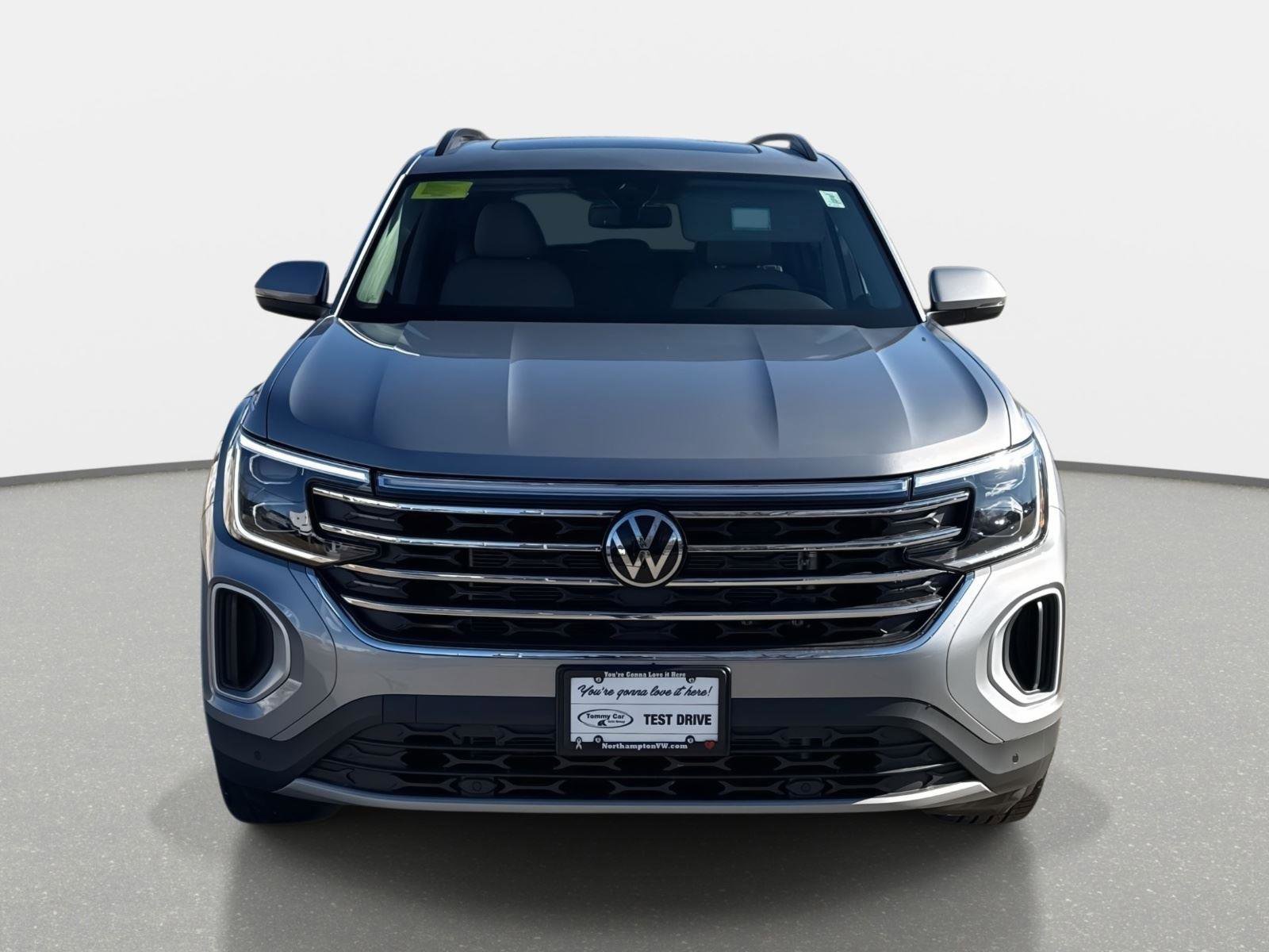 New 2026 Volkswagen Atlas SE image 2