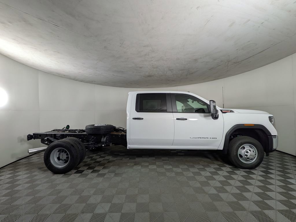 New 2026 GMC Sierra 3500 Pro w/ Convenience Package AWD/4WD image 6