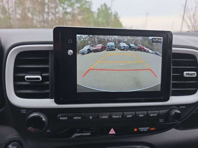 Certified 2023 Hyundai Venue Limited w/ Cargo Package image 34