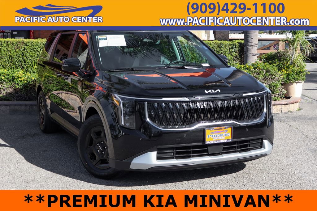 Used 2025 Kia Carnival