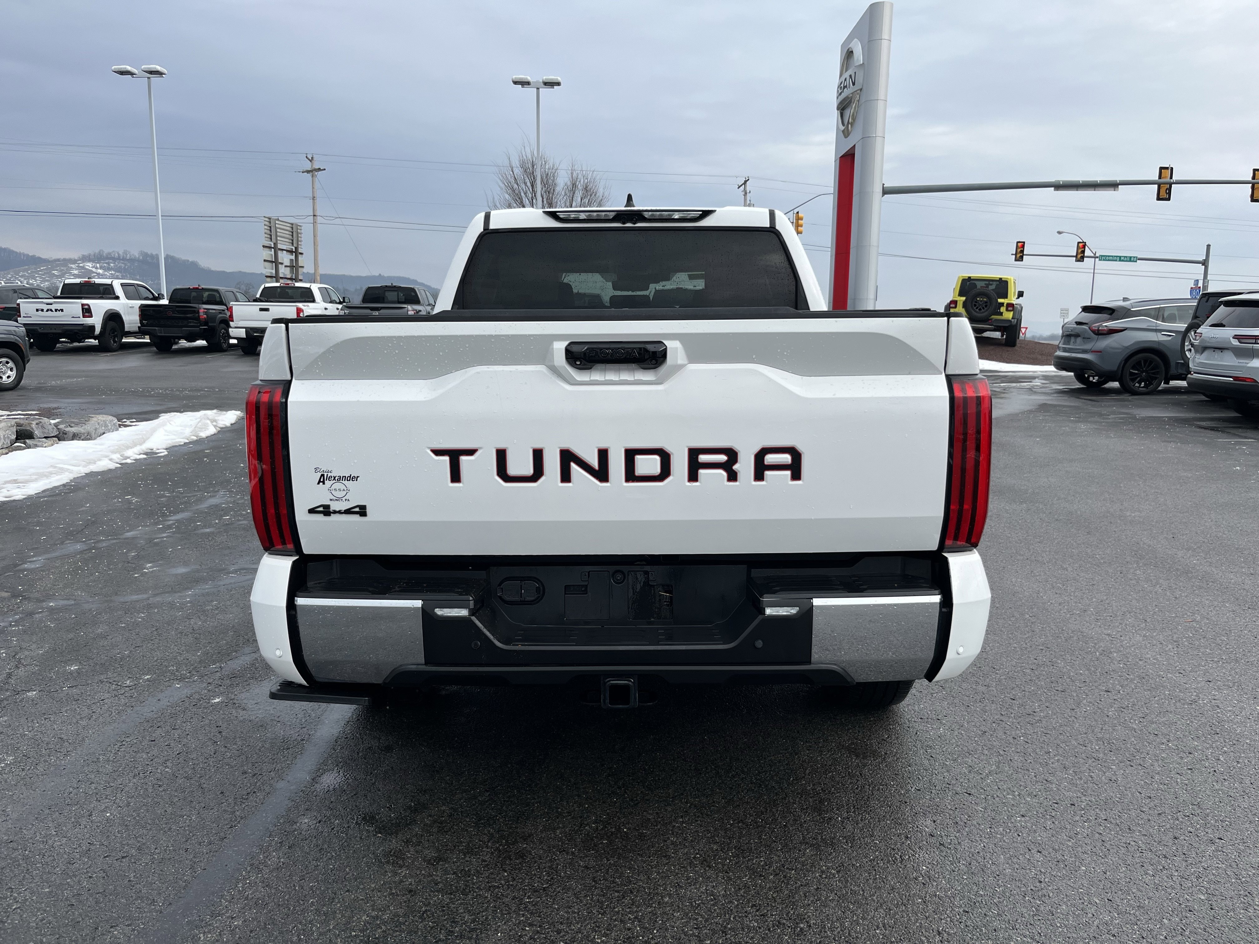 Used 2023 Toyota Tundra SR5 image 4