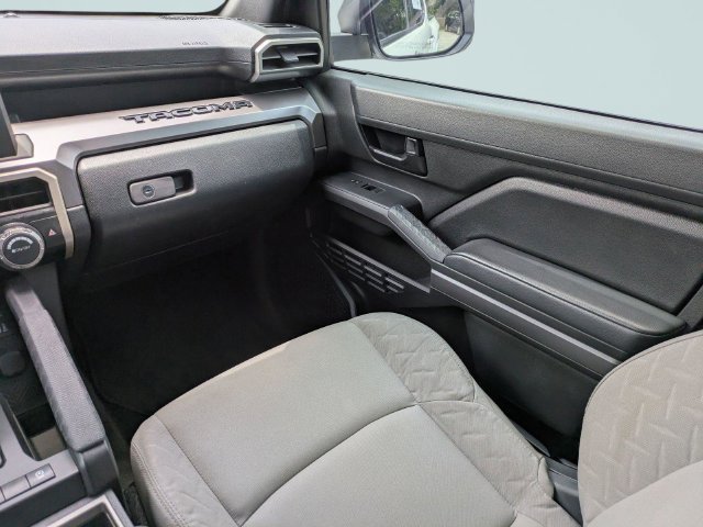 Used 2024 Toyota Tacoma SR5 RWD image 18