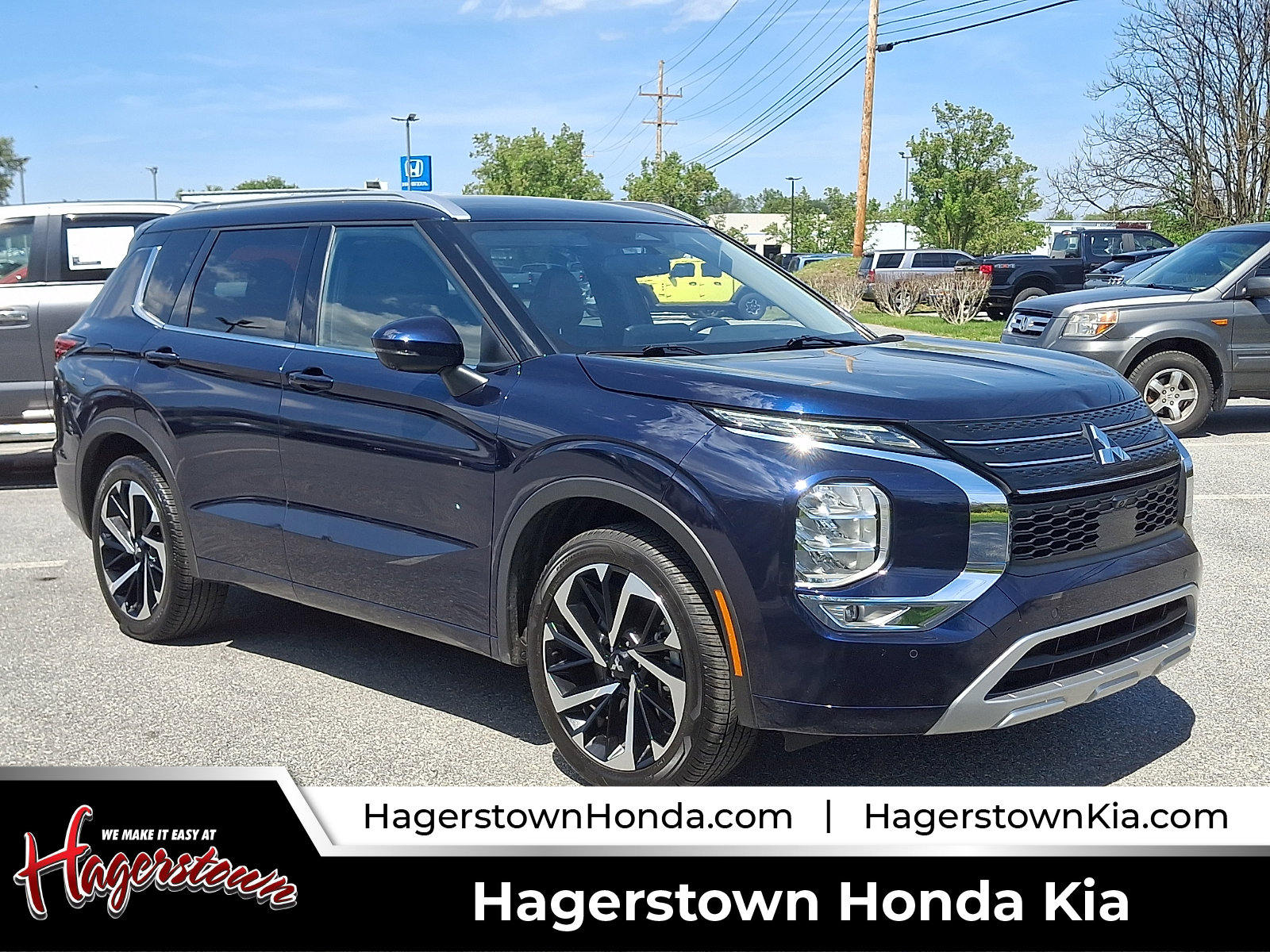 Used 2022 Mitsubishi Outlander SEL FWD video 1
