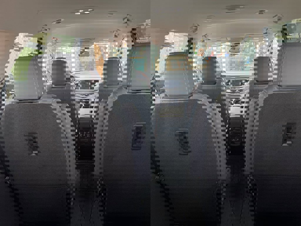 Used 2021 Buick Enclave Essence w/ Sound and Sites Package image 20