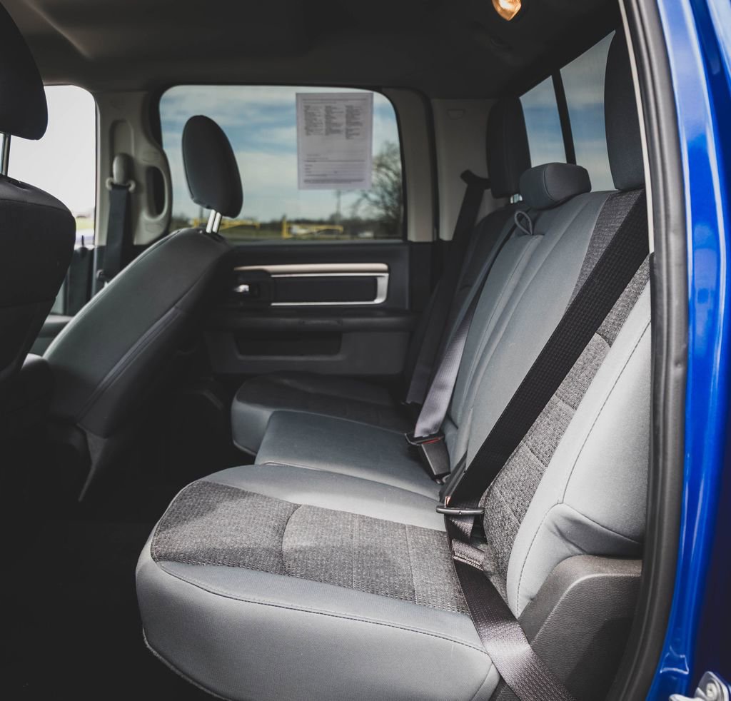 Used 2019 RAM 1500 Big Horn AWD/4WD image 18