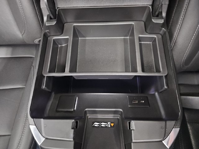 Used 2022 Chevrolet Silverado 1500 LTZ w/ LTZ Premium Package AWD/4WD image 24