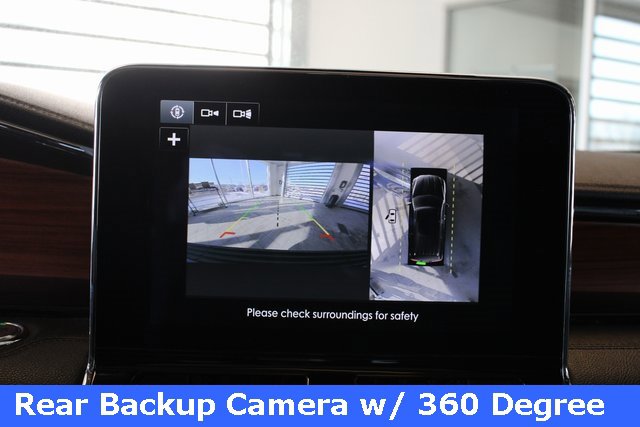 Used 2019 Lincoln Navigator Select image 3