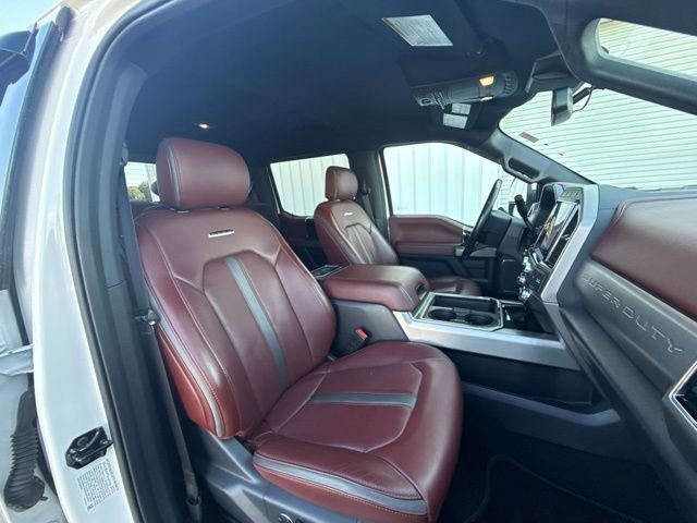Used 2022 Ford F250 Platinum w/ FX4 Off-Road Package AWD/4WD image 22