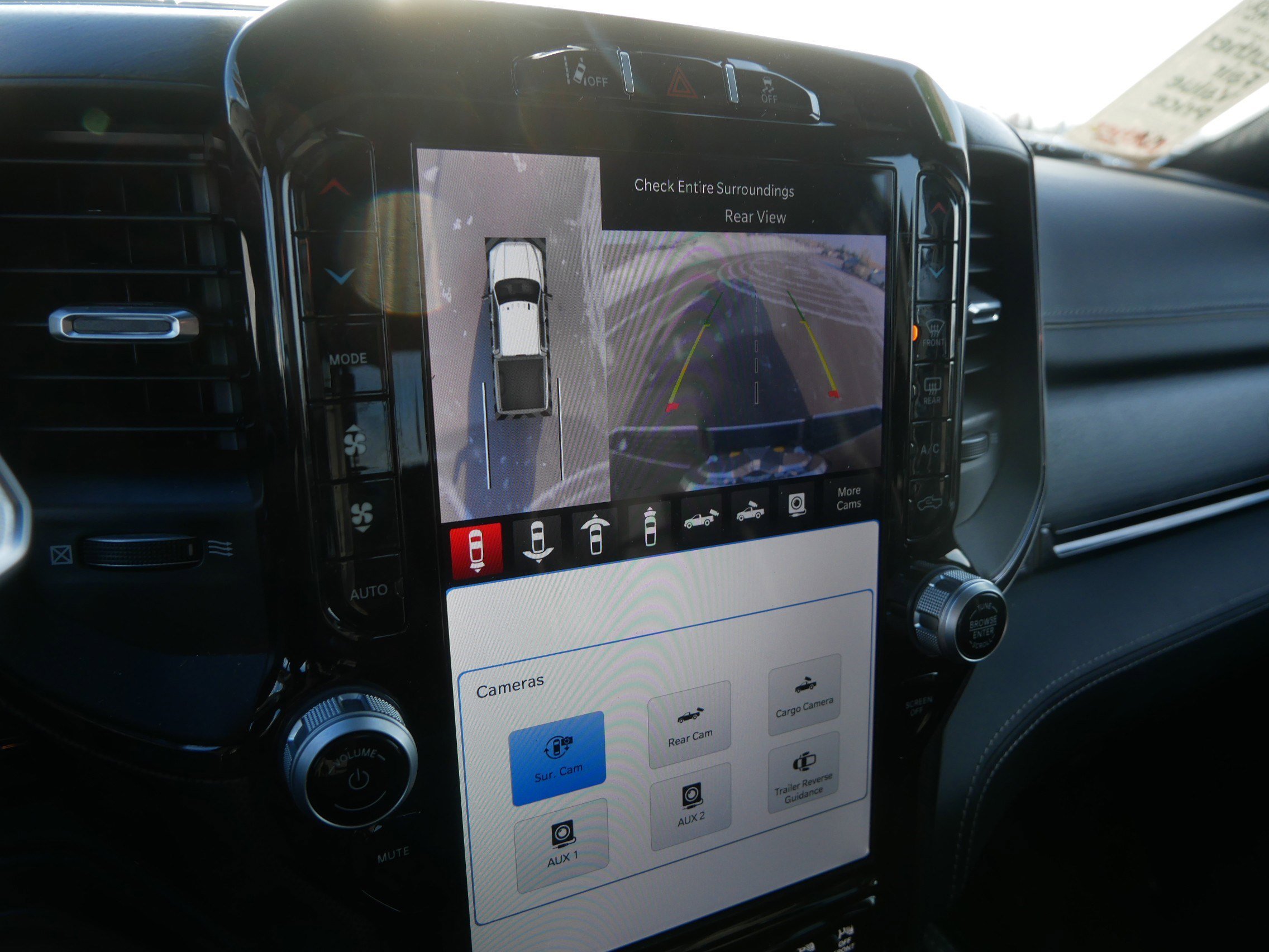 Certified 2024 RAM 2500 Limited image 31