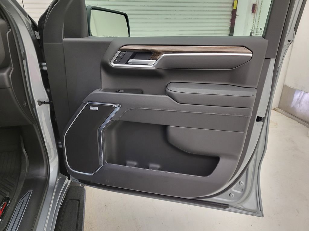 New 2026 Chevrolet Silverado 1500 RST AWD/4WD image 40