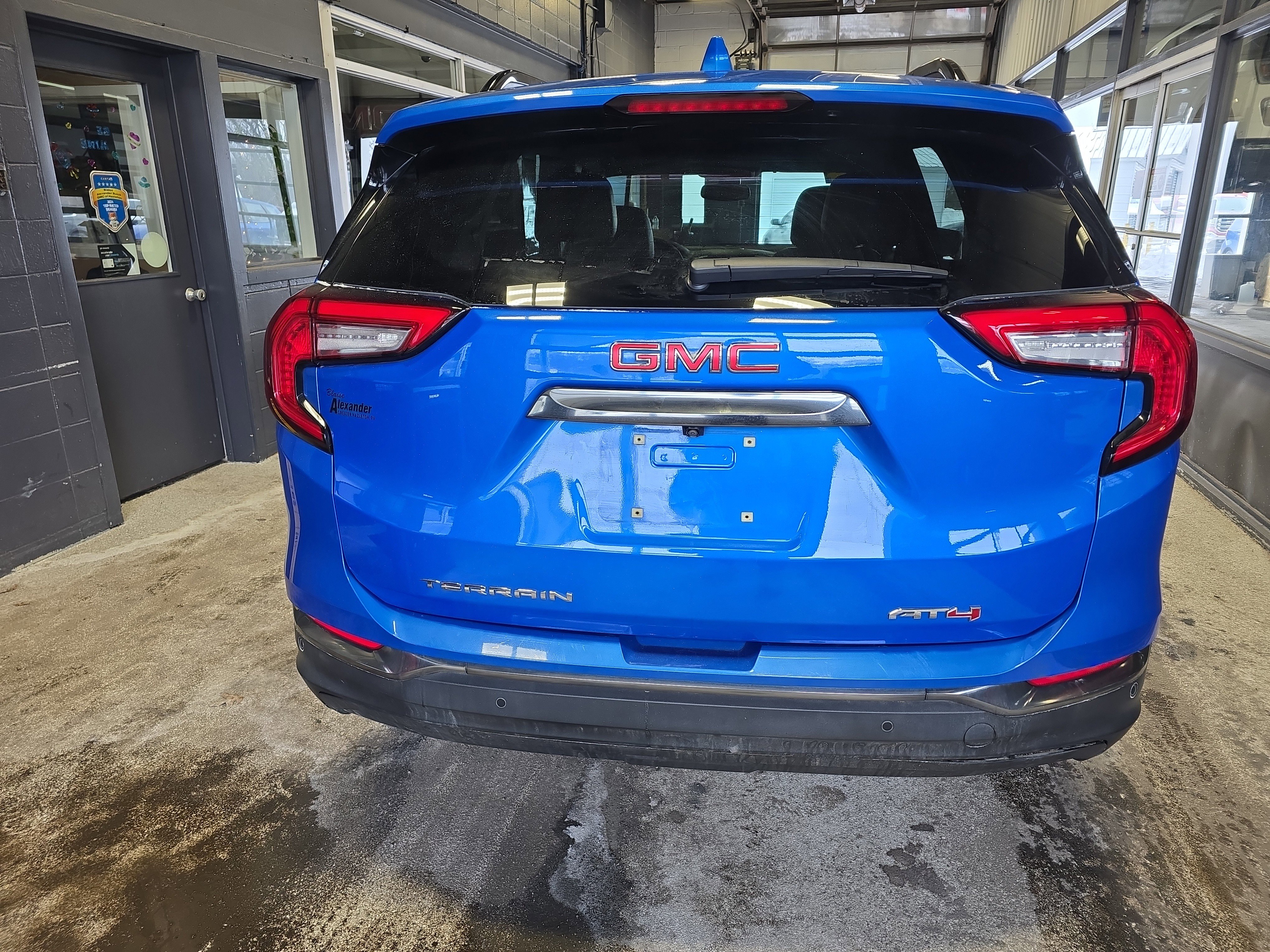 Used 2024 GMC Terrain AT4 w/ Infotainment Package II video 4