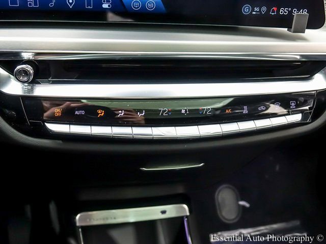 New 2025 Cadillac Lyriq Luxury w/ LPO, Floor Liner Package image 17